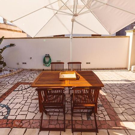 B&B Casa Di Gio' Tiggiano ภายนอก รูปภาพ