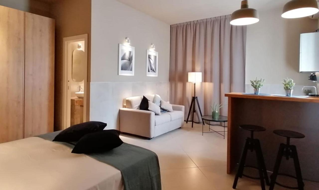 B&B Casa Di Gio' Tiggiano ภายนอก รูปภาพ