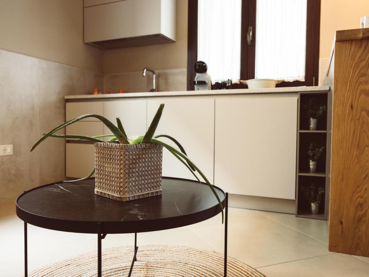 B&B Casa Di Gio' Tiggiano ภายนอก รูปภาพ