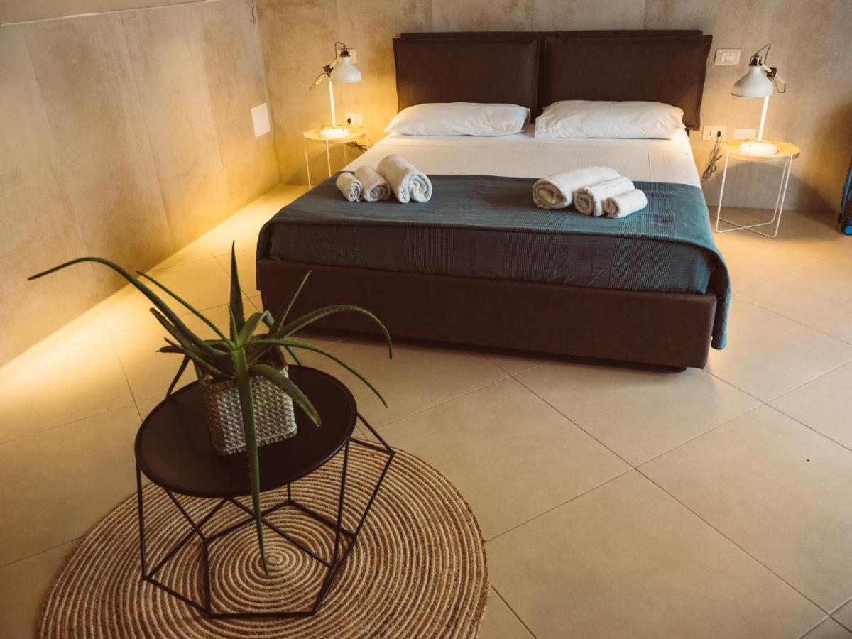 B&B Casa Di Gio' Tiggiano ภายนอก รูปภาพ