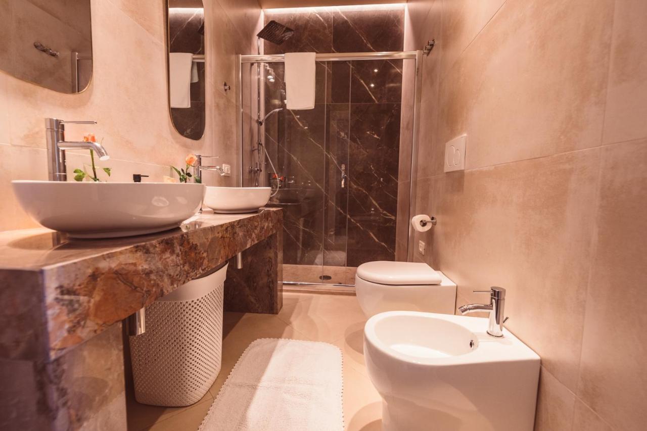 B&B Casa Di Gio' Tiggiano ภายนอก รูปภาพ