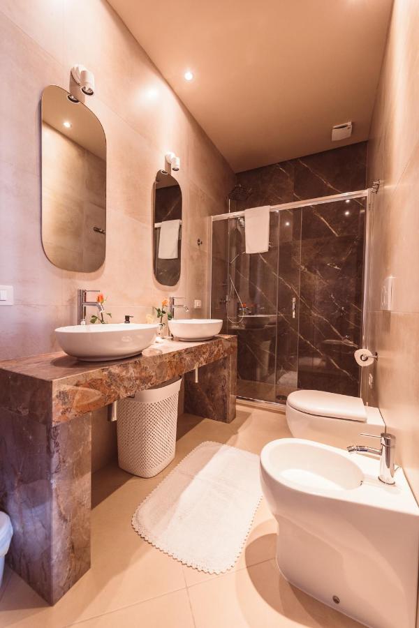 B&B Casa Di Gio' Tiggiano ภายนอก รูปภาพ