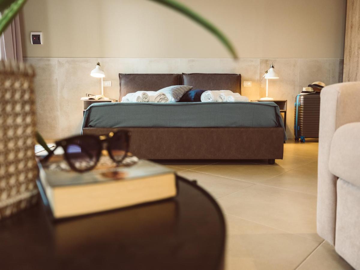 B&B Casa Di Gio' Tiggiano ภายนอก รูปภาพ