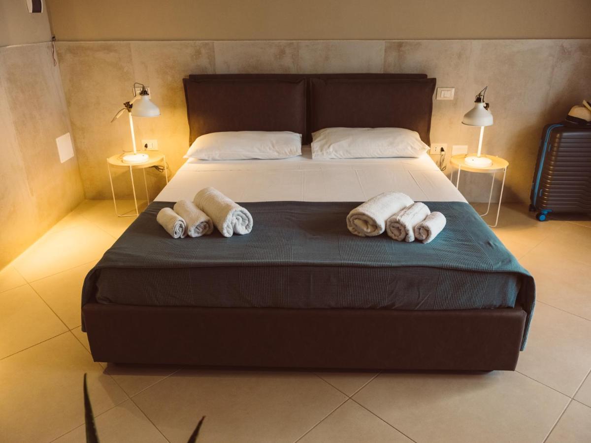 B&B Casa Di Gio' Tiggiano ภายนอก รูปภาพ