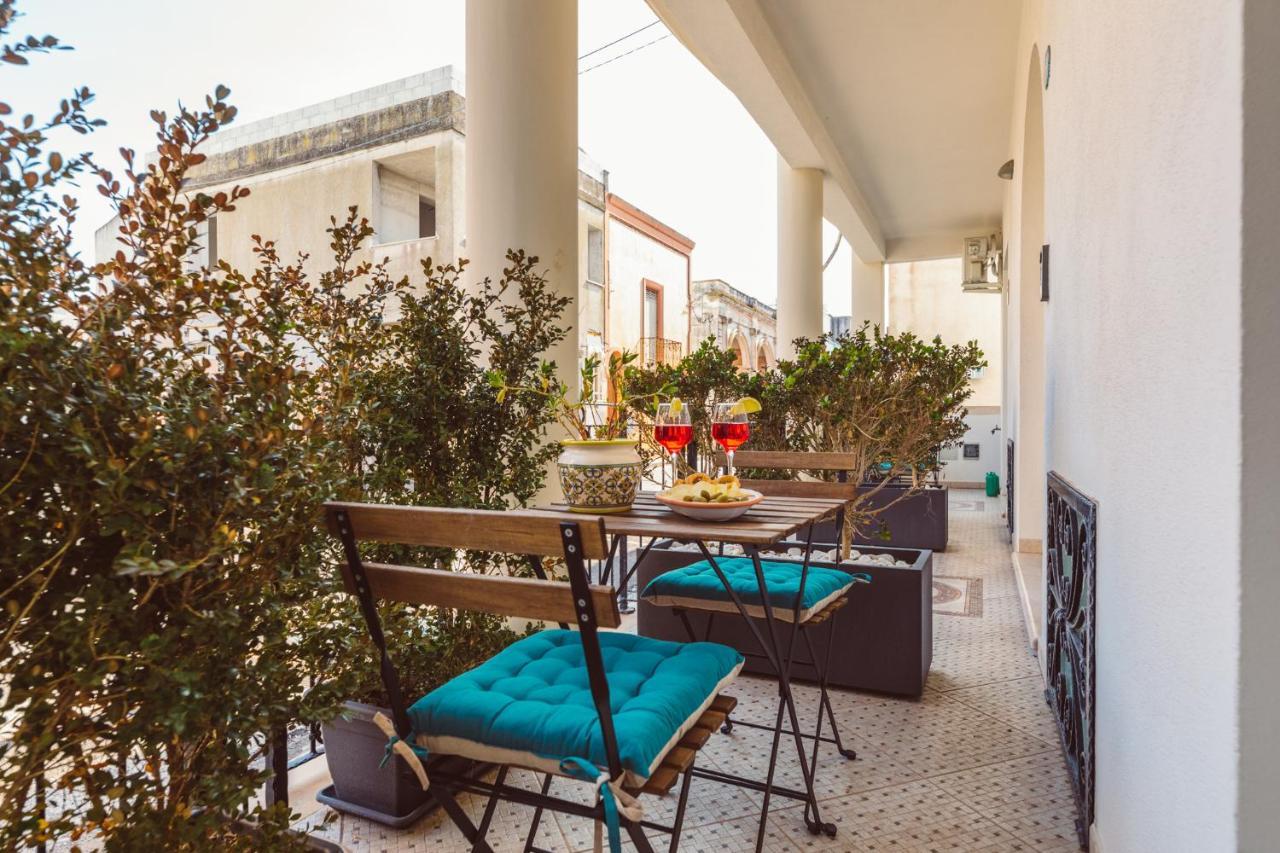 B&B Casa Di Gio' Tiggiano ภายนอก รูปภาพ